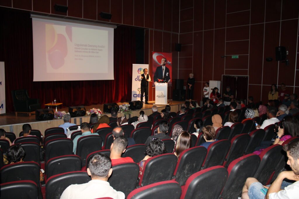 Diyarbakır'da ABA Otizm Öncülüğünde Konferans Düzenlendi